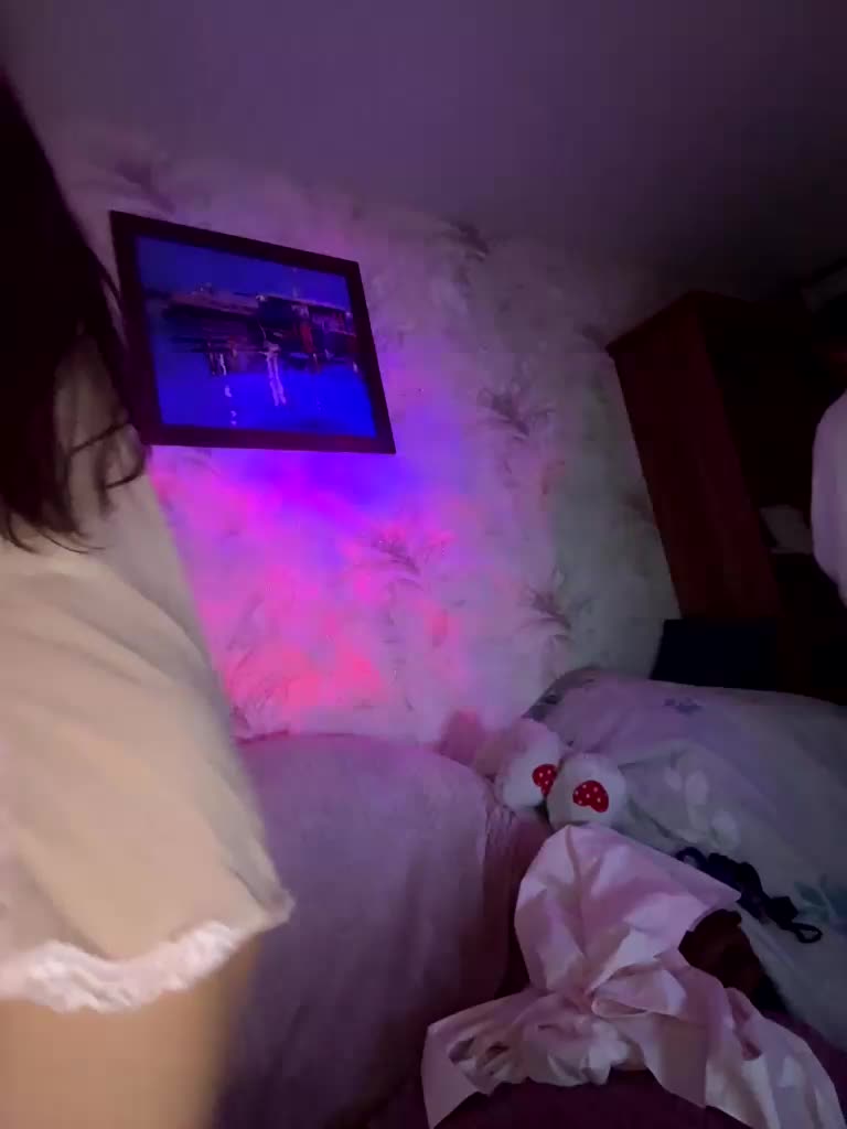 VIP17CoupleDream Live Sex December 13, 2025