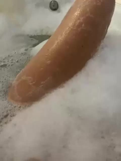 Chikipikin Live Sex December 12, 2025