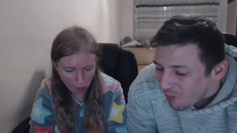 jenisandpeter Live Sex December 14, 2025
