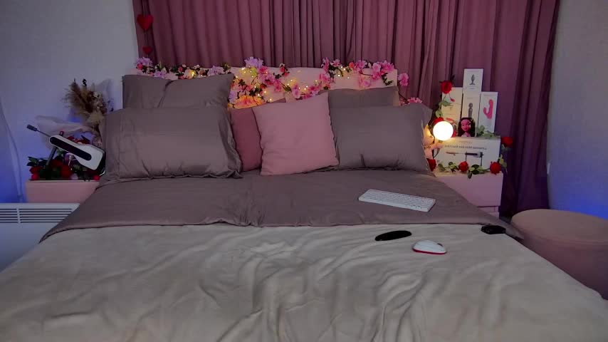 Cosmic_Sia Live Sex December 14, 2025