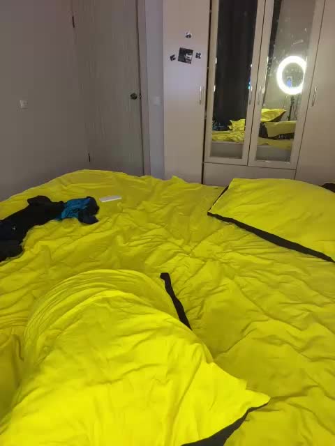 Simonka Live Sex November 23, 2025