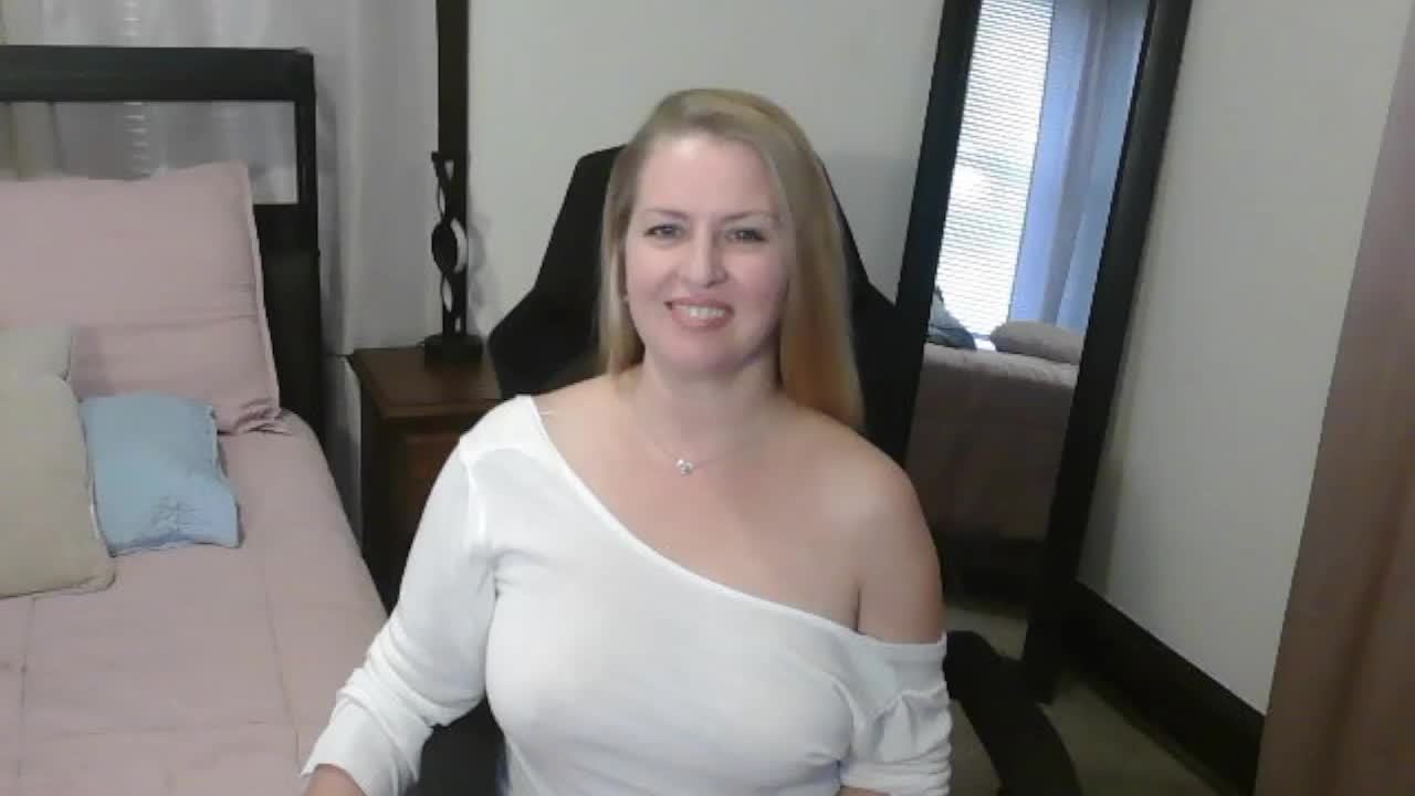 Holliekate Live Sex 2025.11.24