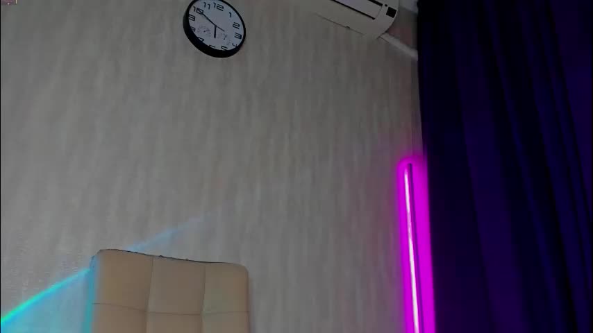 miss_kreez Live Sex December 14, 2025