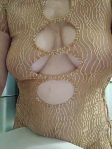 Tata42 Live Sex December 13, 2025