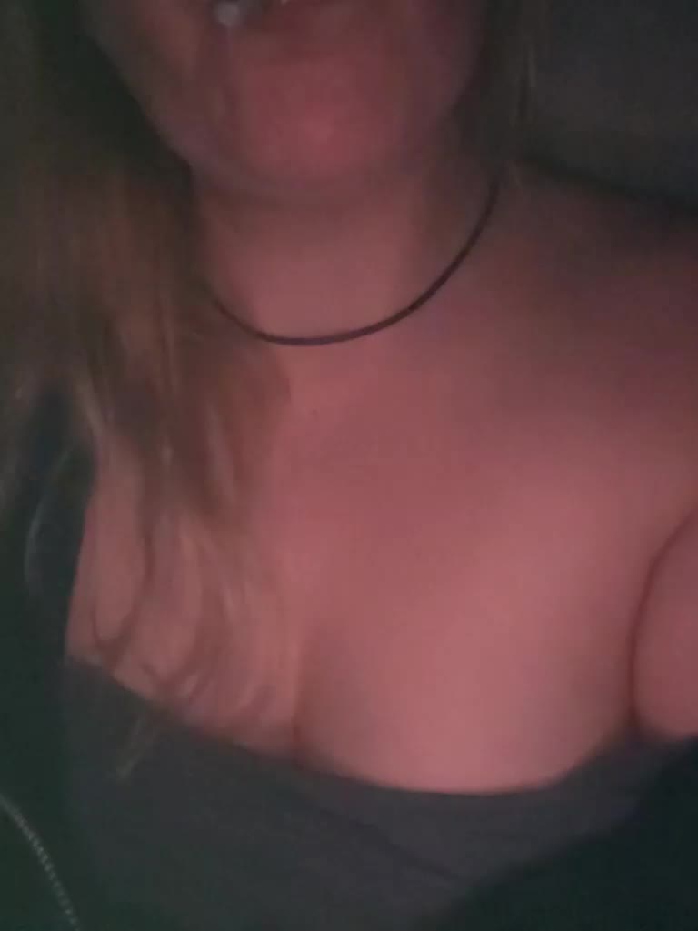 Marta_28 Live Sex November 23, 2025