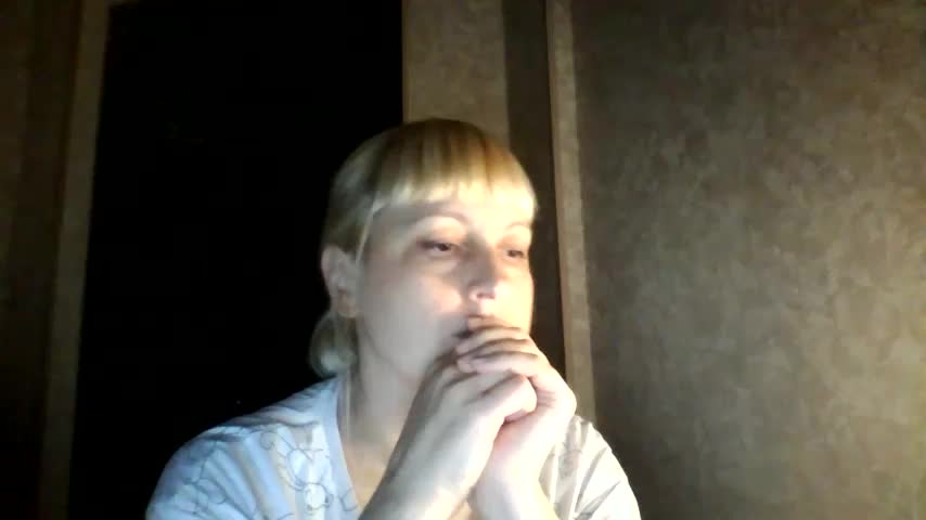 krisss2016 Live Sex December 12, 2025