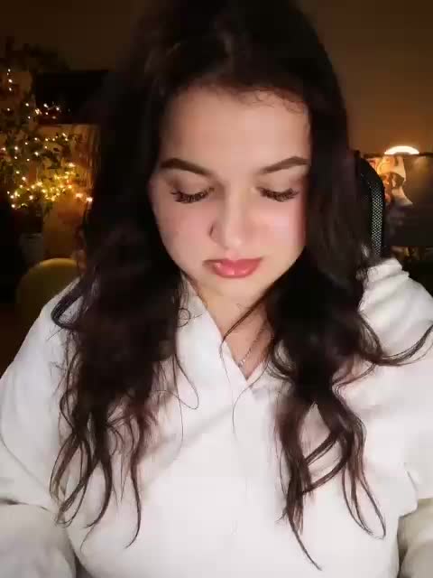 JuliaHesperaks Live Sex November 25, 2025