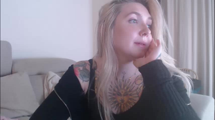 tattoobbgirl Live Sex December 13, 2025