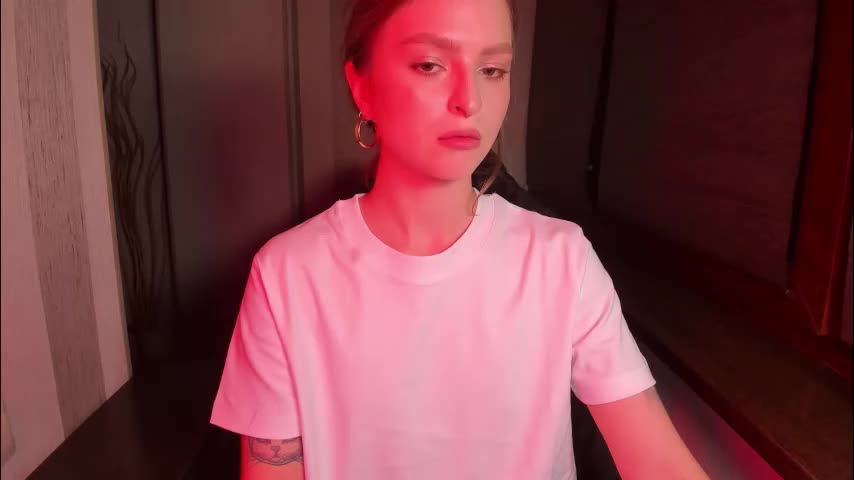 mollydangerous Live Sex December 13, 2025