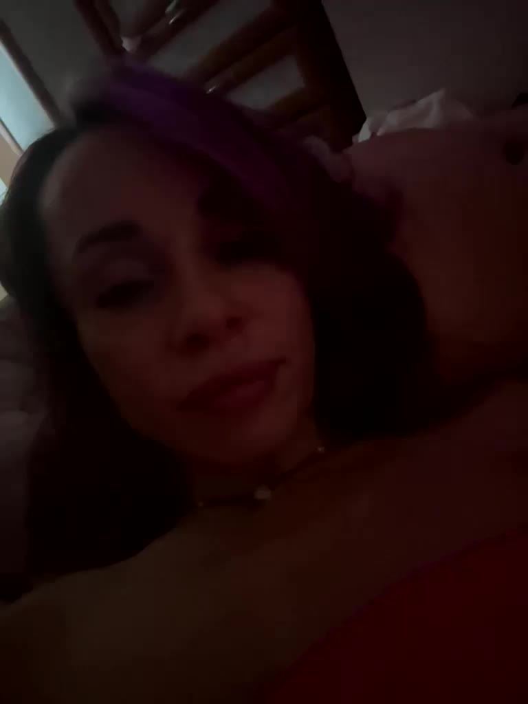 VIP17CoupleDream Live Sex December 13, 2025