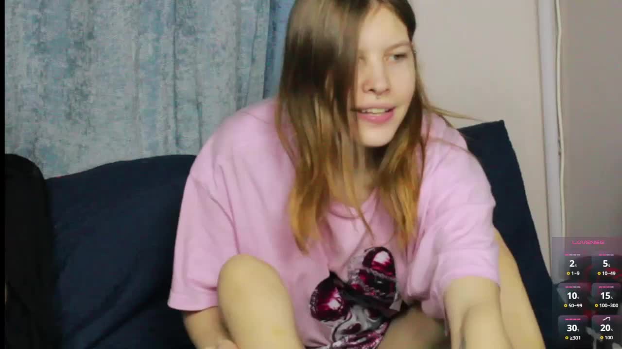 Kamala_Adele Live Sex December 14, 2025