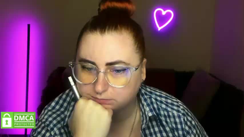 Aliciaredluv Live Sex November 25, 2025