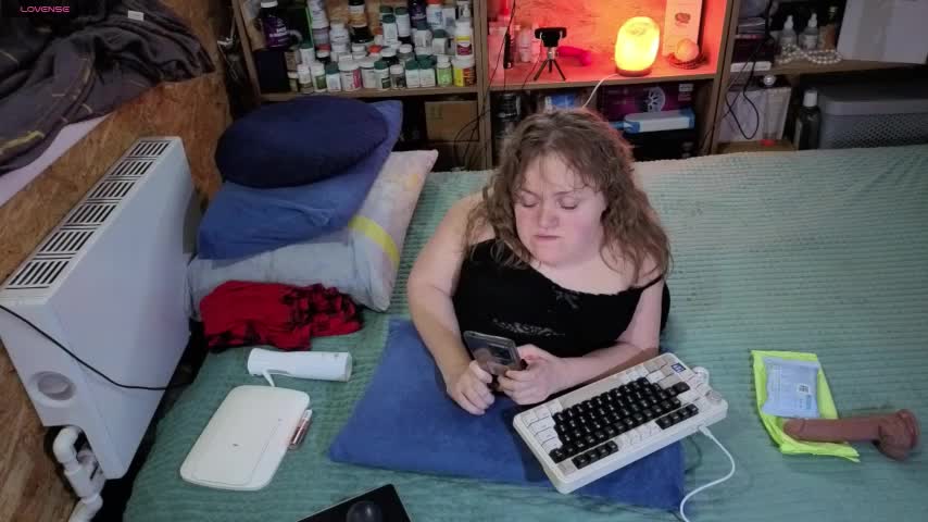 MiniNatalie Live Sex December 13, 2025