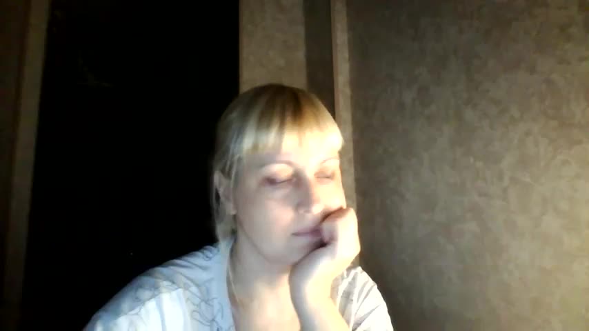 krisss2016 Live Sex December 13, 2025