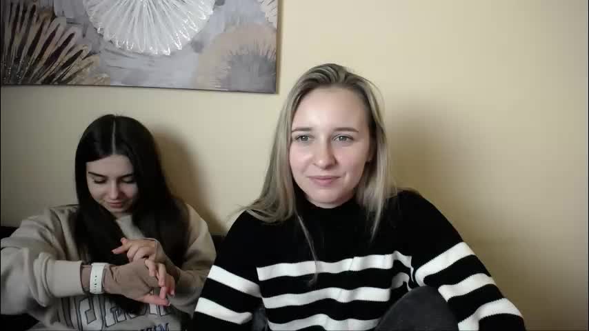 _nicole_new Live Sex December 13, 2025
