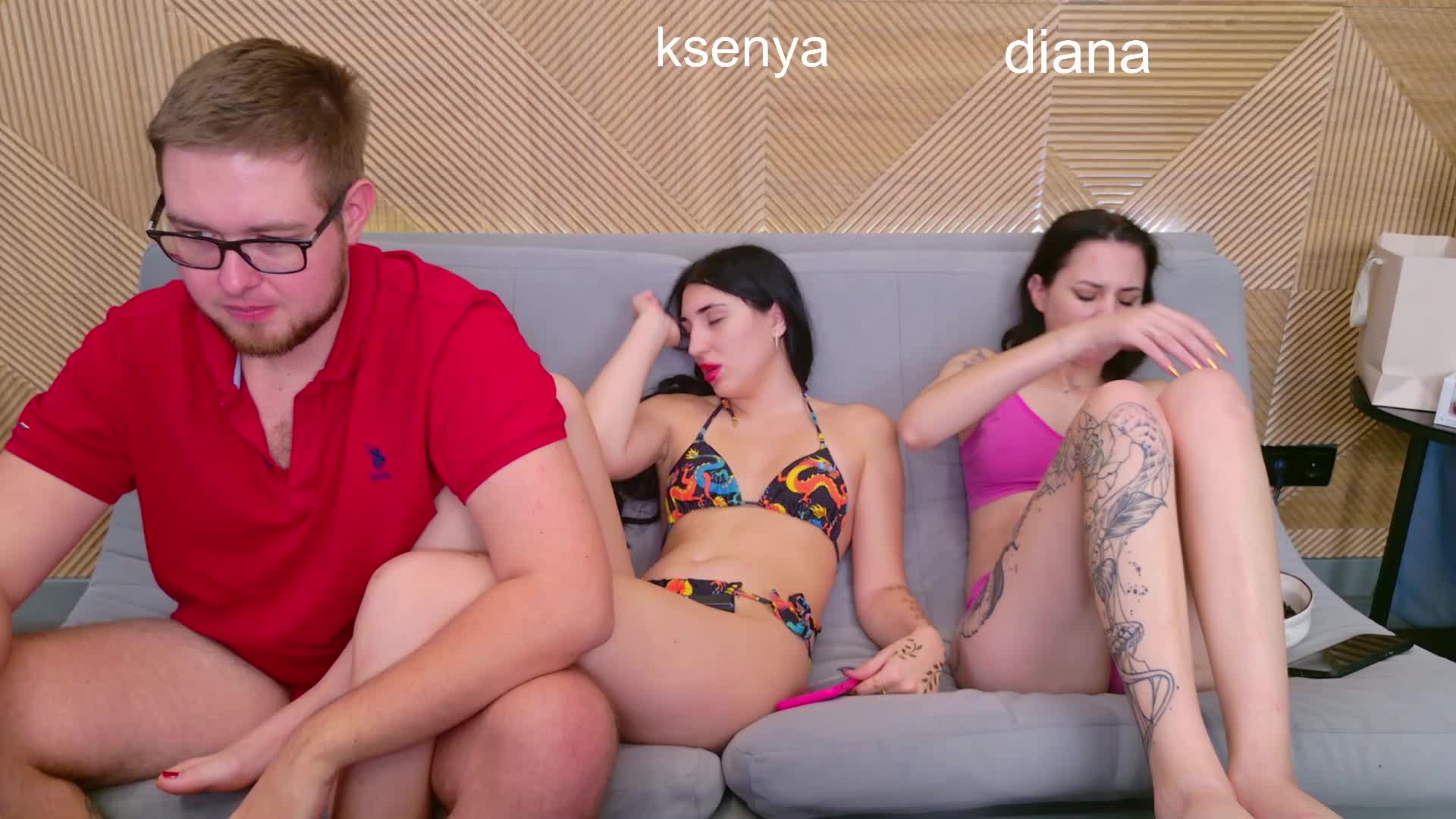 WebcamSlut Live Sex December 14, 2025