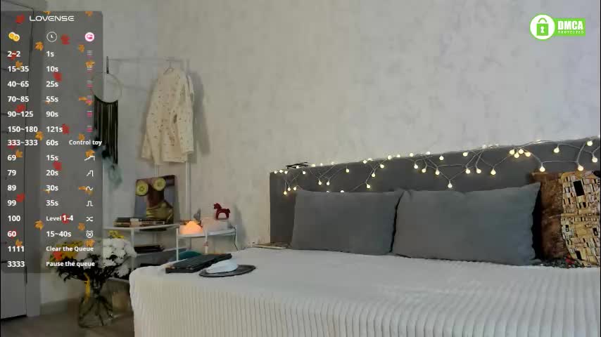 naomi_tara Live Sex December 13, 2025