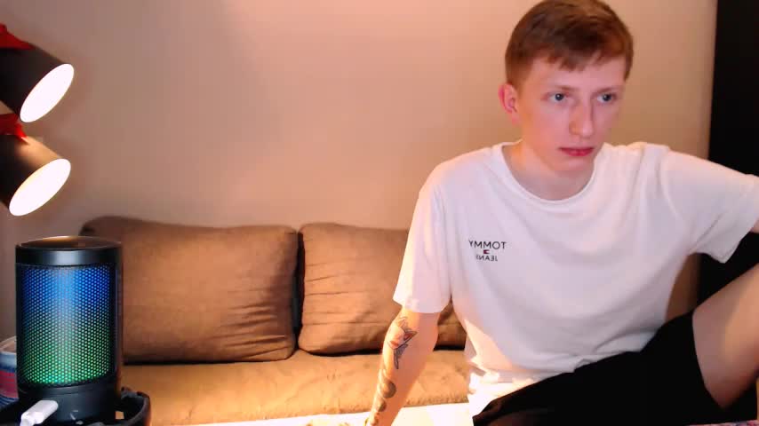 juliaanddima Live Sex December 15, 2025