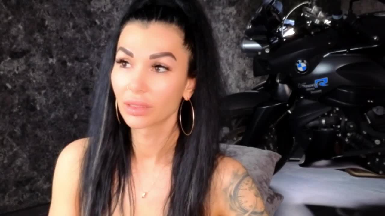 -BABAYAGA- Live Sex December 13, 2025