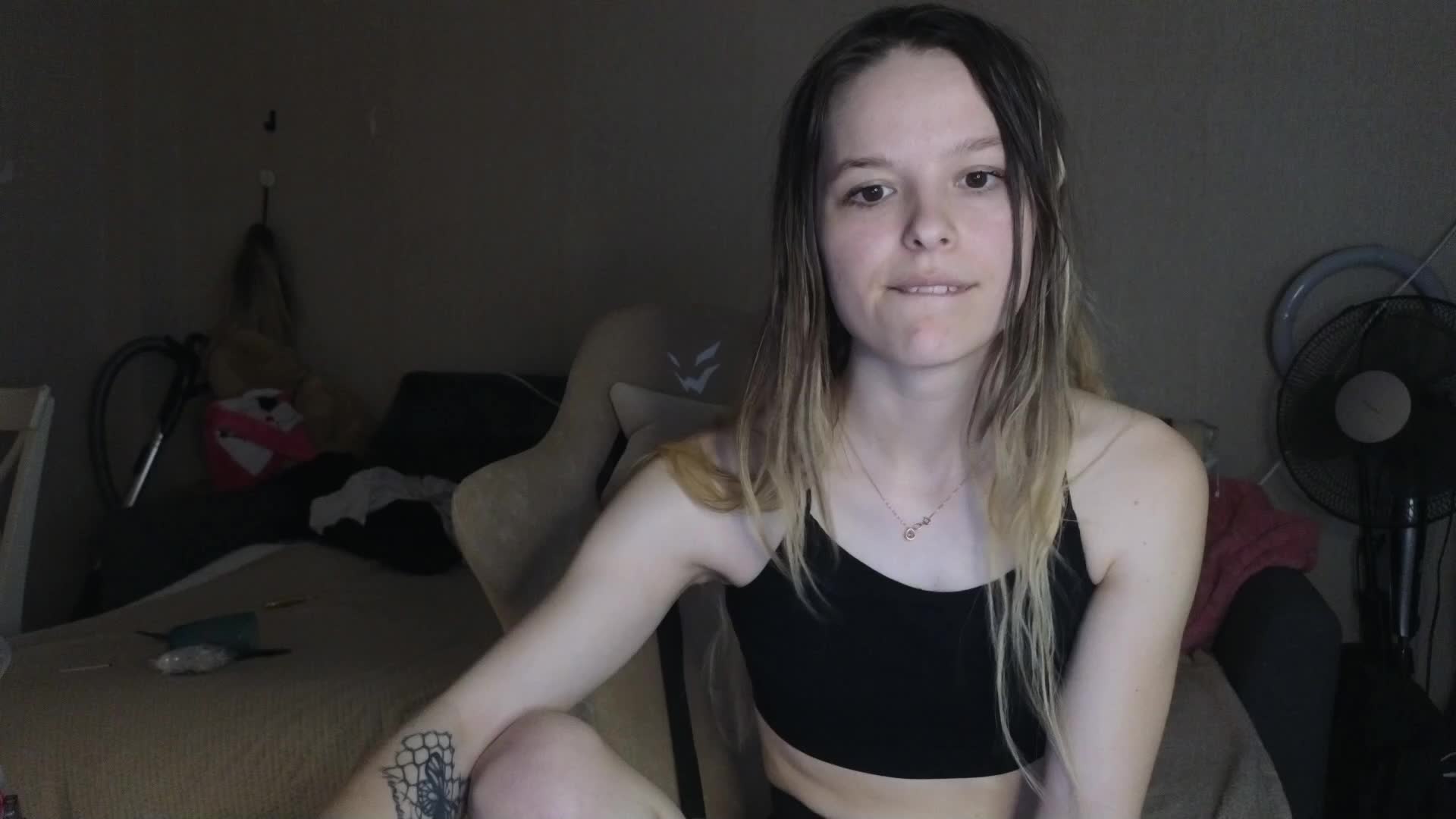 mali- Live Sex 2025.11.24