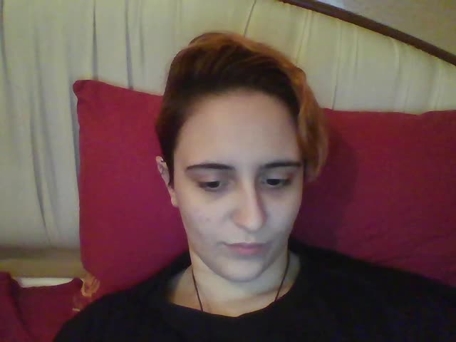 Hotredhead01 Live Sex December 13, 2025