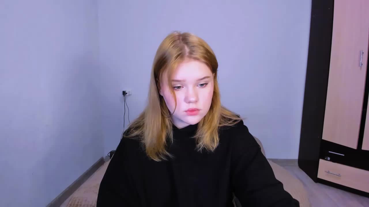 Lasey Live Sex December 13, 2025