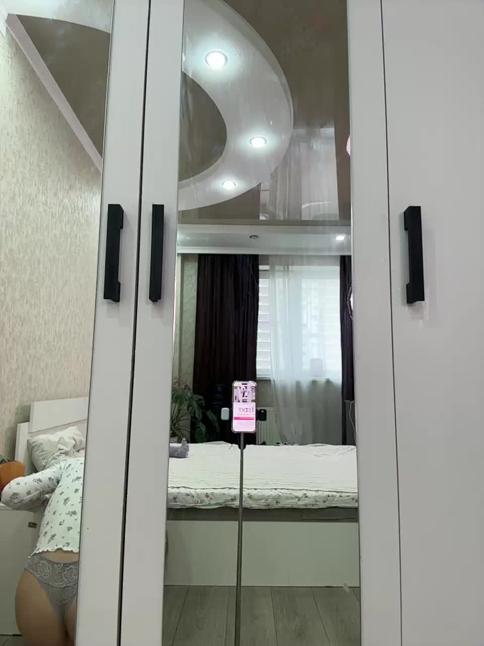 LornaParty Live Sex November 25, 2025