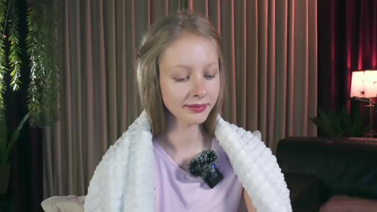 MiaVebes Live Sex December 13, 2025