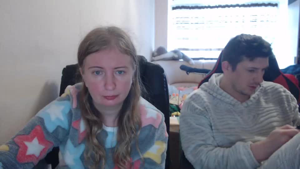 jenisandpeter Live Sex December 14, 2025