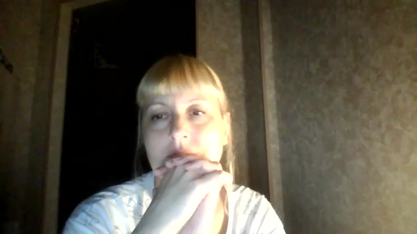 krisss2016 Live Sex December 13, 2025