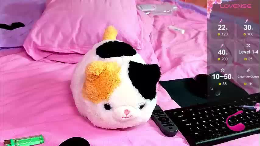 fluffy_cloude Live Sex December 14, 2025