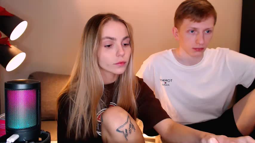 juliaanddima Live Sex December 13, 2025