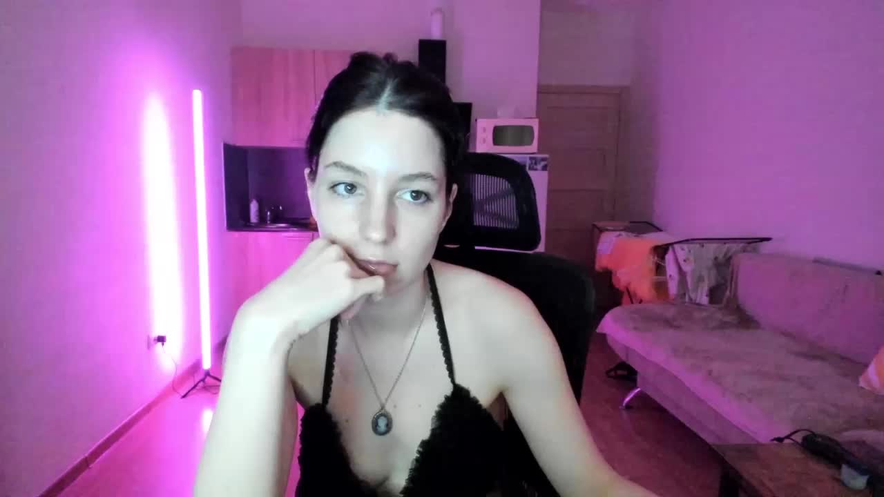 Winter_Moon Live Sex December 13, 2025