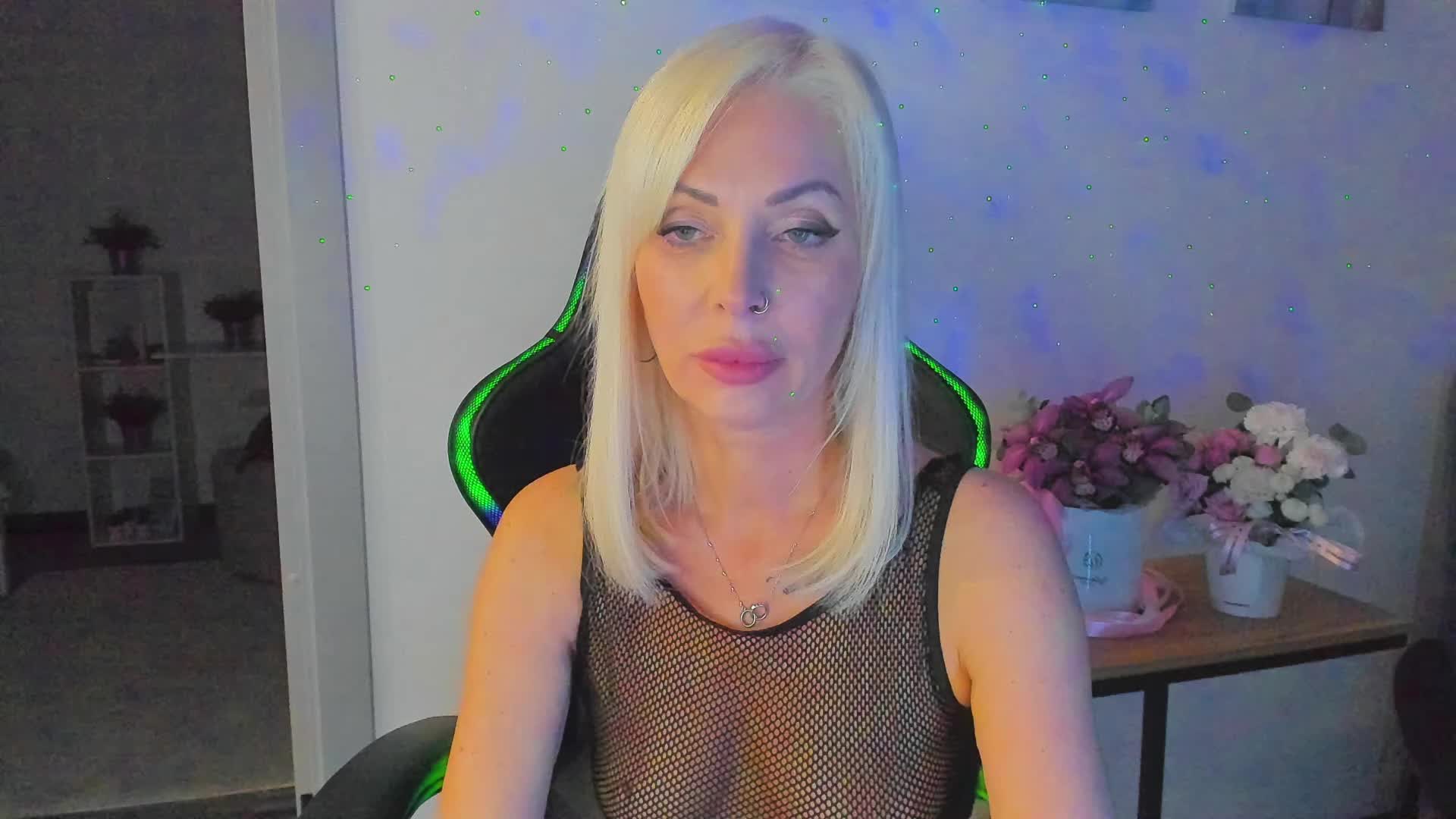 Sunbeam Live Sex December 13, 2025