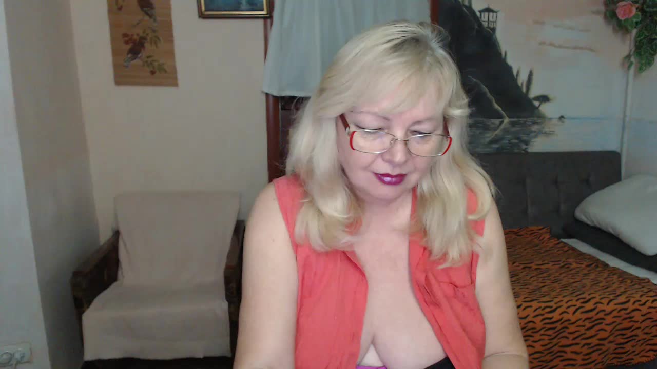 EvelynLoveShy Live Sex December 13, 2025