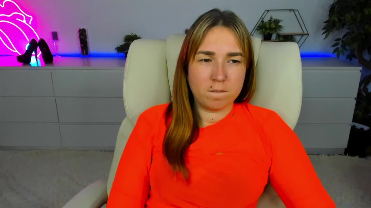 SofiiDarling Live Sex December 14, 2025