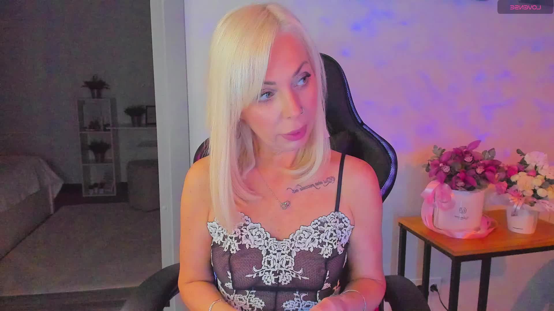 Sunbeam Live Sex December 13, 2025