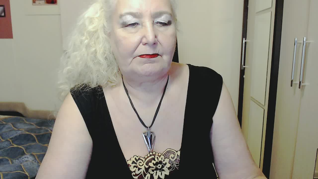 GrannyWants Live Sex December 12, 2025