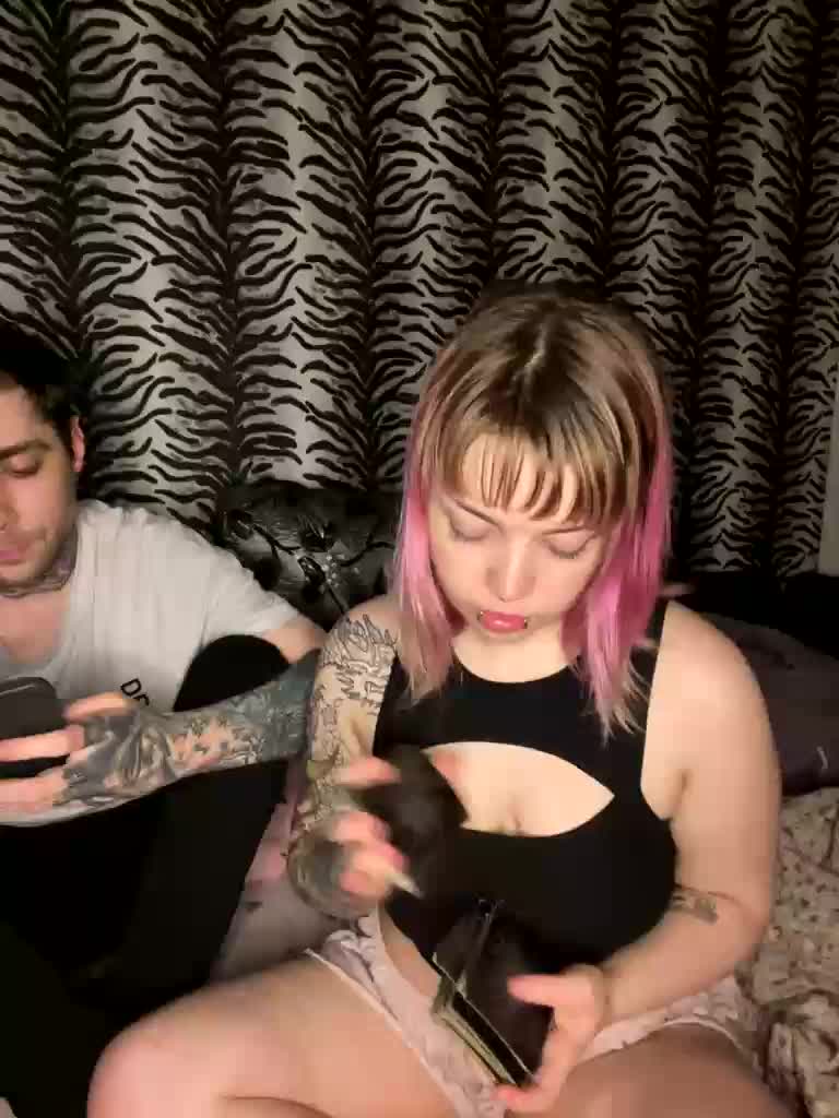 dirtycute Live Sex December 13, 2025