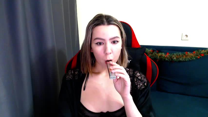 meganluss Live Sex December 12, 2025