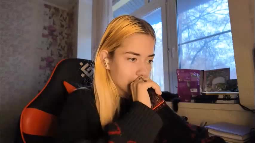 charleneschonert Live Sex December 13, 2025