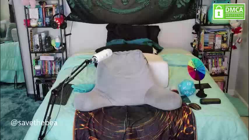 savethebea Live Sex December 12, 2025