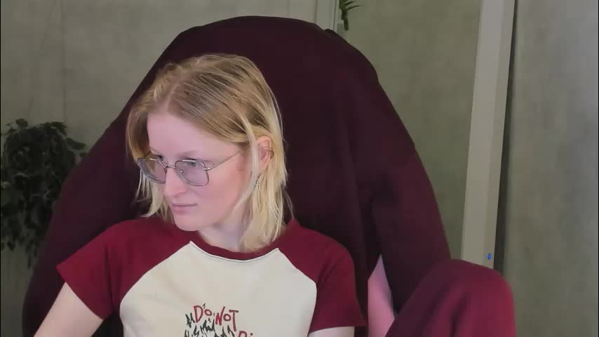 elizabeth_harpper Live Sex December 13, 2025