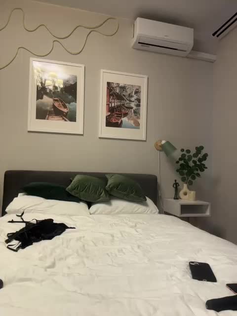 Milana555550 Live Sex December 13, 2025