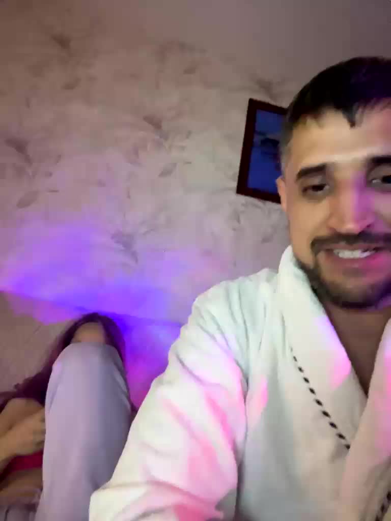 VIP17CoupleDream Live Sex December 13, 2025
