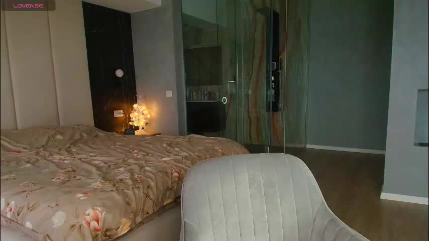 debralee Live Sex December 13, 2025