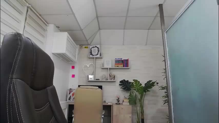 hellendesire Live Sex December 13, 2025