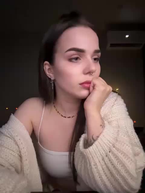 MiniNika Live Sex December 13, 2025