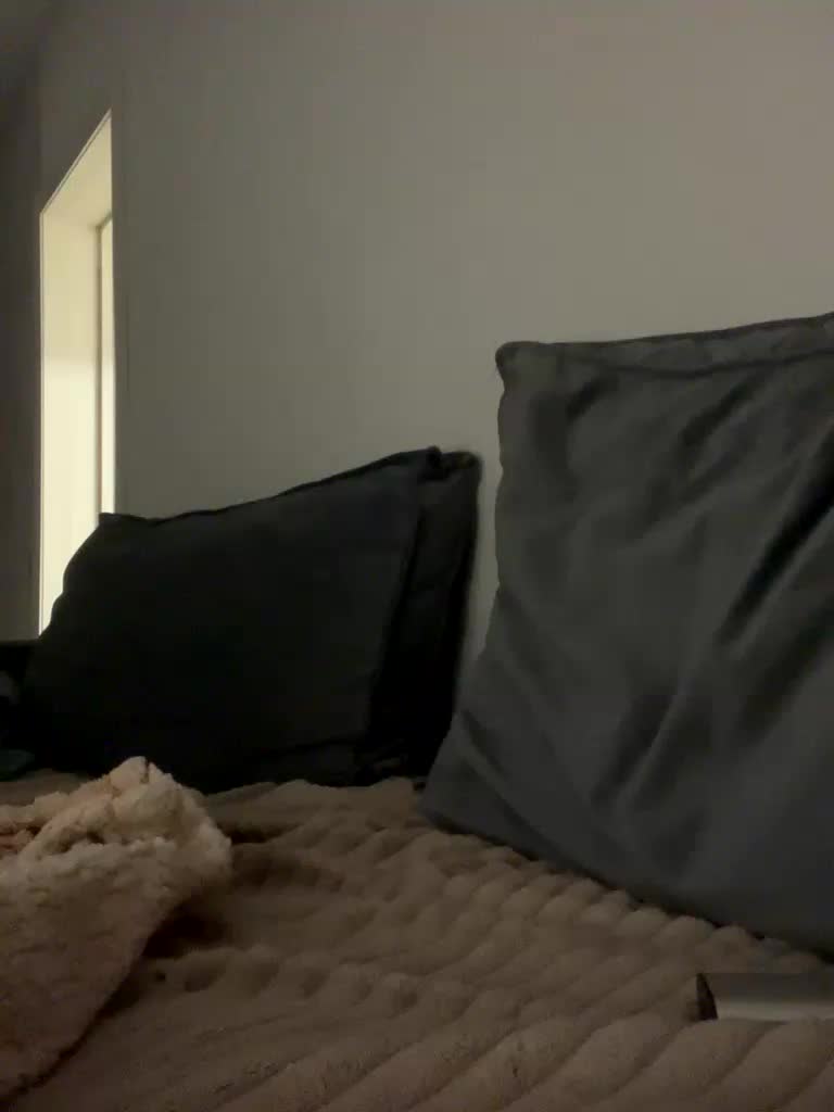 VikaAndMilana Live Sex December 13, 2025