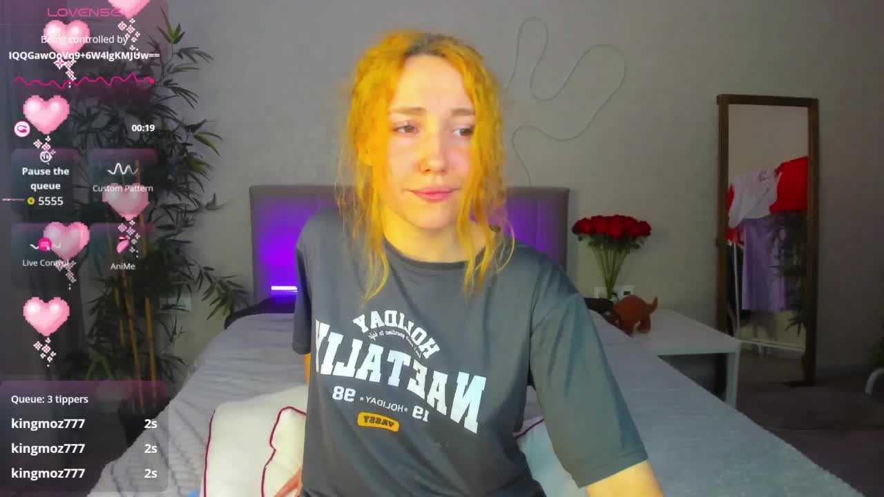 Luna-Go1d Live Sex December 13, 2025